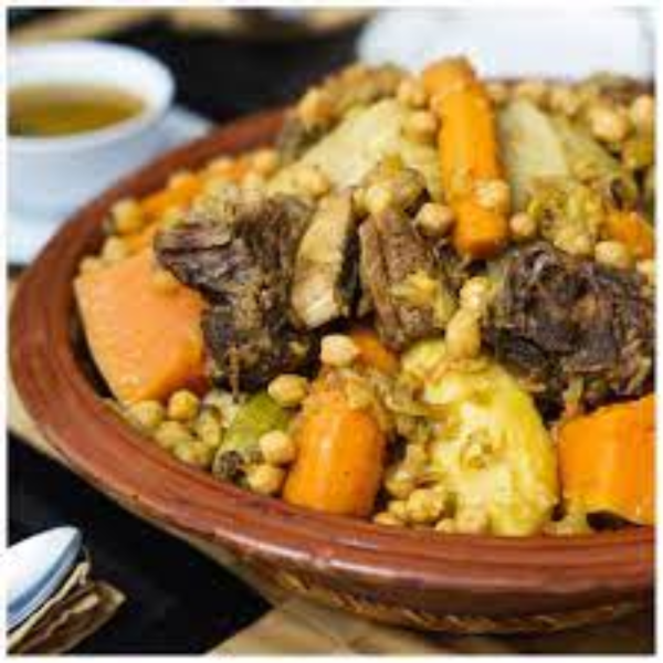 Couscous de boeuf mijoté, aux légumes& tfaya